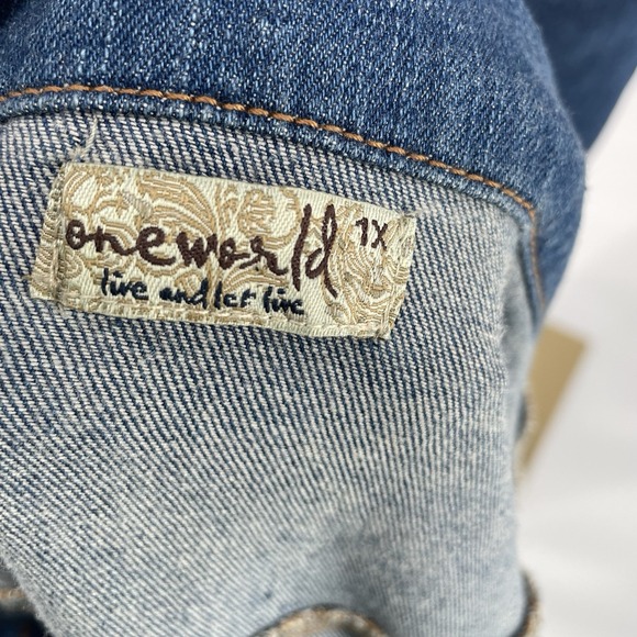 One World Blue Denim Jacket Women's 1X With Embellished Sleeves With Sequins - Picture 9 of 11